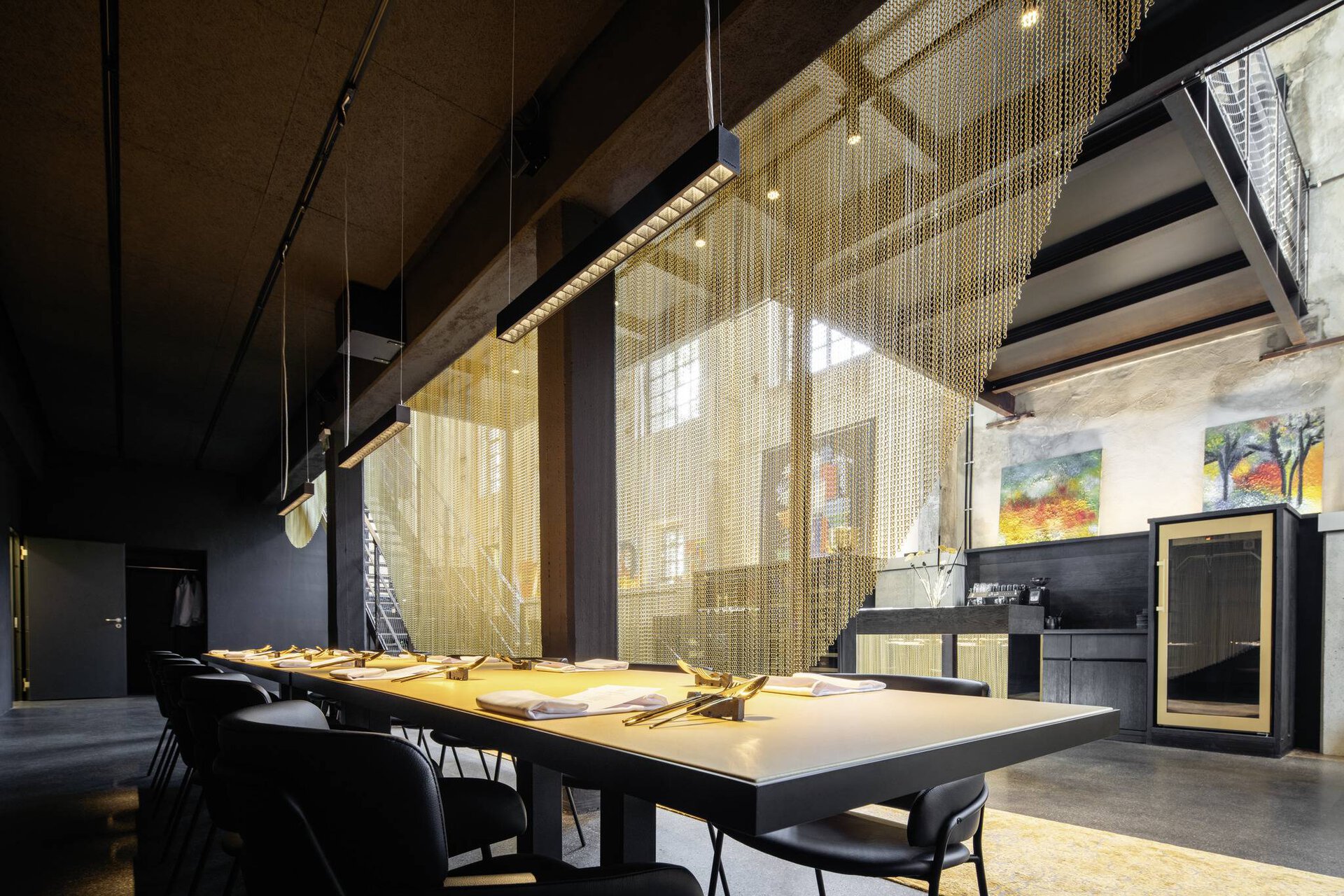 Eventlocation Schwarz Gold