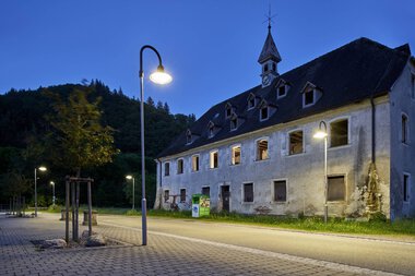 Straßenbeleuchtung Hausen im Wiesenthal