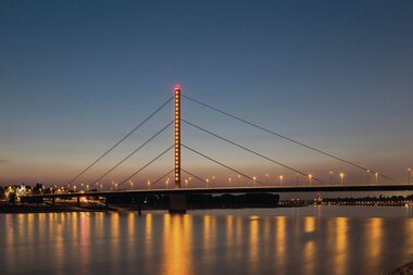 Oberkasseler Brücke