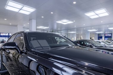 Showroom Auto Steiner Zürich AG