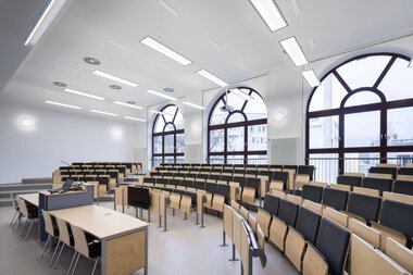 Universitätsklinikum Erlangen - Hörsaal Geb. 030