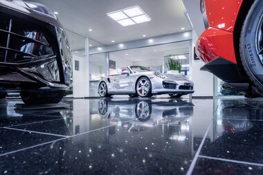 Showroom Auto Steiner Zürich AG